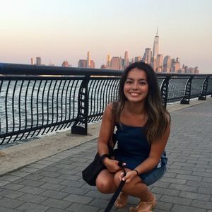 Meet your Posher, Laura